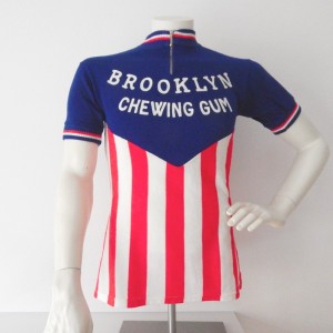 Vintage cycling jersey at recycle and bicycle